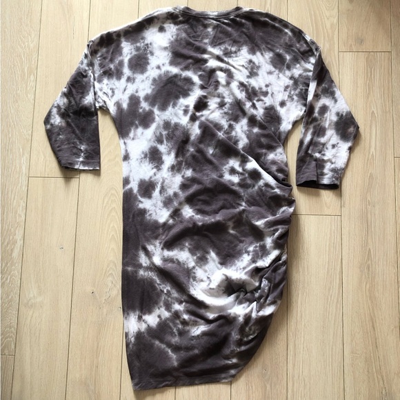 Sundry Anthropologie Ruched Tie Dye Mini Dress in Black & White Size 1/S - Picture 3 of 10